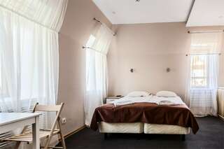 Гостиница Багет Нижний Новгород Эконом с двуспальной кроватью с ванной комнатой на этаже-9