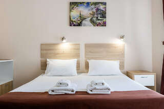 Гостиница Багет Нижний Новгород Эконом с двуспальной кроватью с ванной комнатой на этаже-8