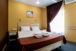 Гостиница Багет Нижний Новгород Эконом с двуспальной кроватью с ванной комнатой на этаже-10