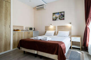 Гостиница Багет Нижний Новгород Эконом с двуспальной кроватью с ванной комнатой на этаже-12